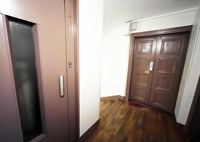 Urban Flat 43 - Charming Parisian Flat Near Grands Boulevards